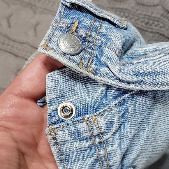 New Old Navy 6-12 Mth Jeans & Onesie Set - Picture 10 of 10